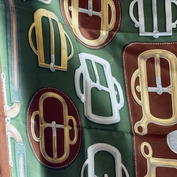 Vintage Hermes Bouclerie d'Attelage 100% Silk Scarf, Carre 90 F de La Perriere - Picture 9 of 10